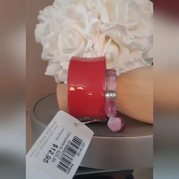 Pink Bracelet Set "FINAL MARKDOWN" - Picture 2 of 4